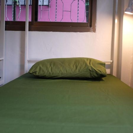Mint Hostel Bangkok Exterior foto
