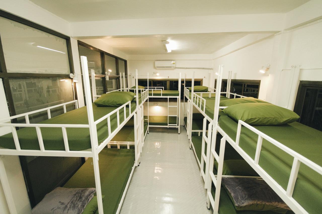 Mint Hostel Bangkok Exterior foto